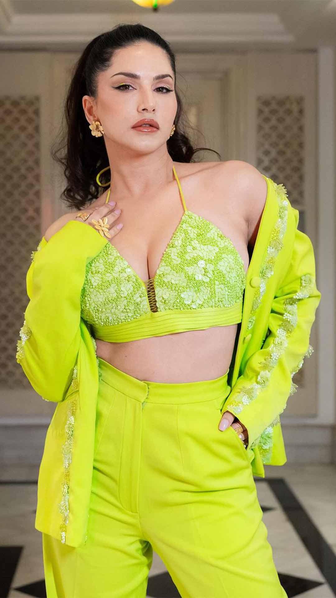 Sunny-Leone