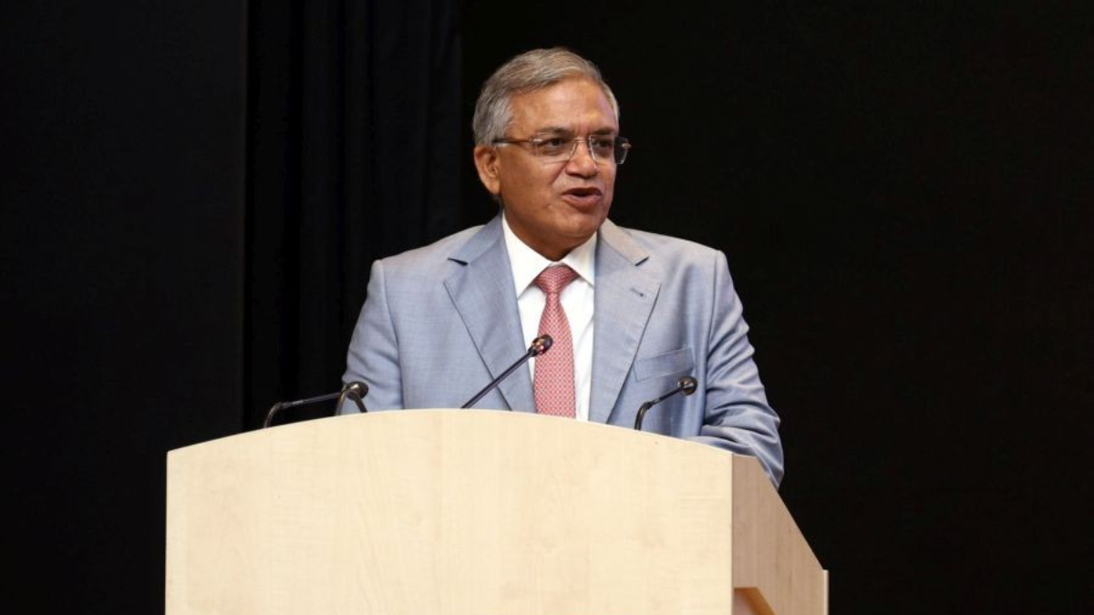 CEC Gyanesh Kumar Urges Officers to Counter Misinformation on Social Media