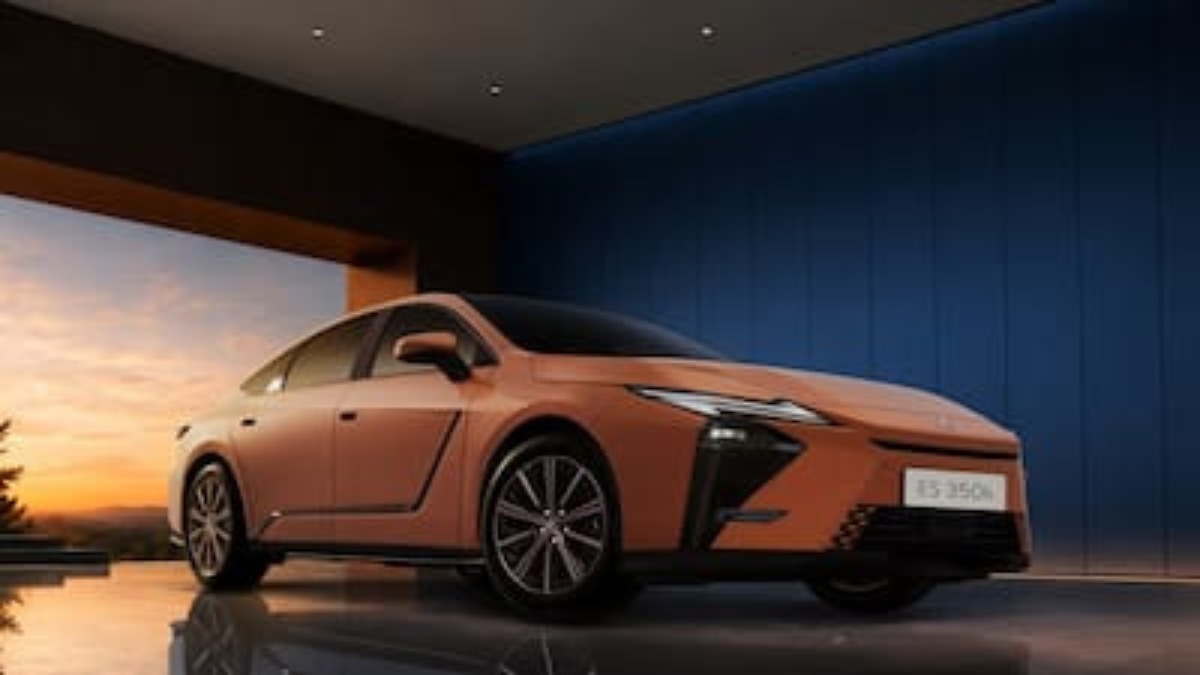 Lexus Launches New ES 350h in India at Rs 66.10 Lakh, Opens Bookings