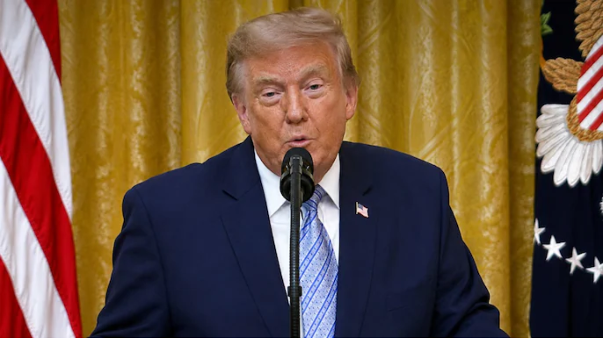 Iran Issues ‘Zero Hour’ Warning as US Prepares Aircraft Deployment to Israel Amid Escalating Tensions
